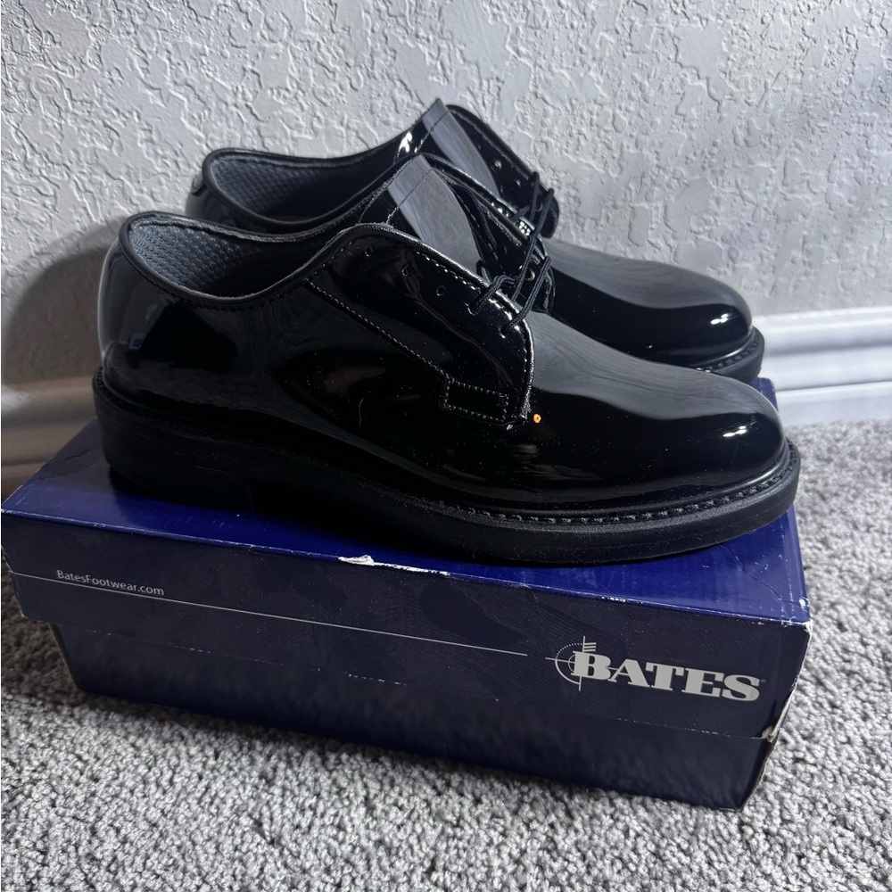 Bates Men's Glossy Black Oxfords triple soles sz 7.5
